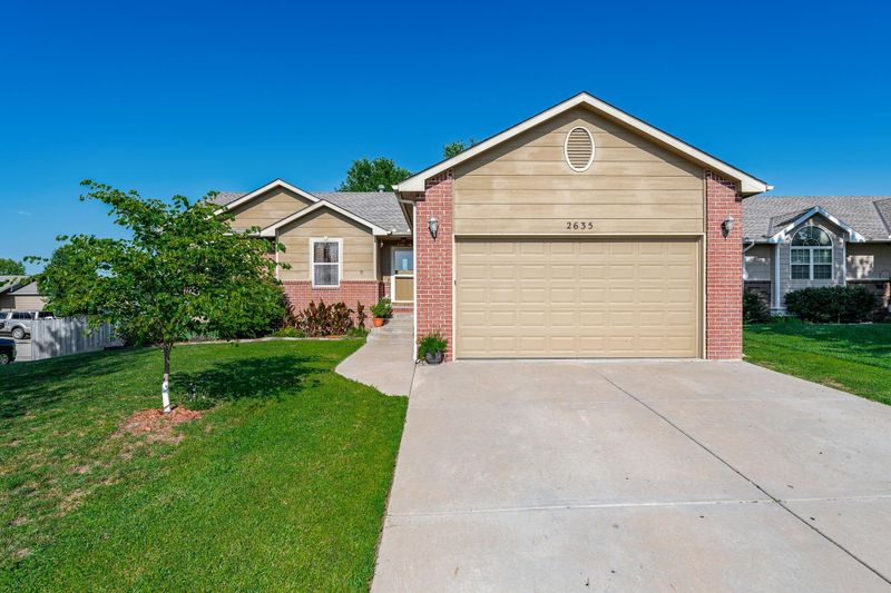 2635 E Sunnyslope Ct, Park City, KS 67219