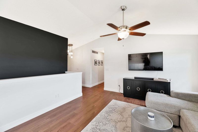 717 S Longbranch Dr, Maize, KS 67101