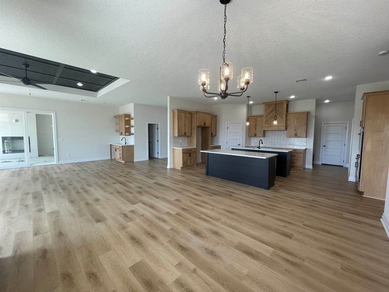 8489 E Deer Rn, Bel Aire, KS 67226