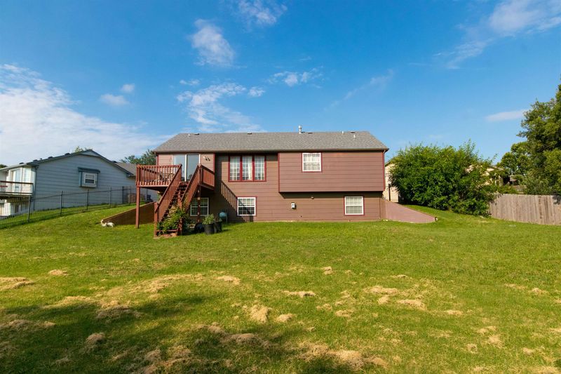 6230 E 41st Cir N, Bel Aire, KS 67220