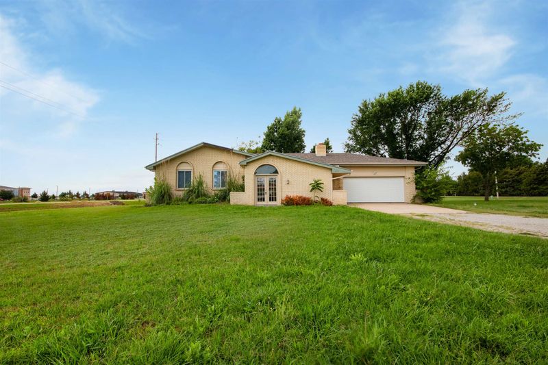 891 E 144th Ave N, Peck, KS 67120