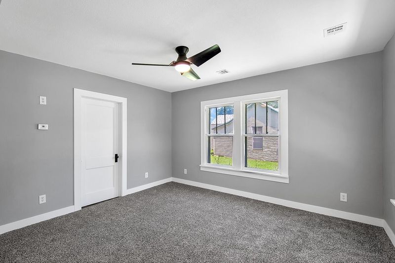 305 S Illinois St, Oxford, KS 67119