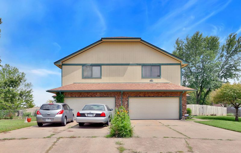 600 N Tanglewood Rd, Derby, KS 67037