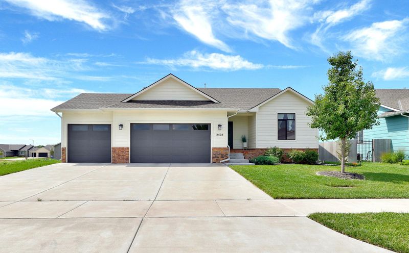 2505 E Thunder St, Wichita, KS 67219
