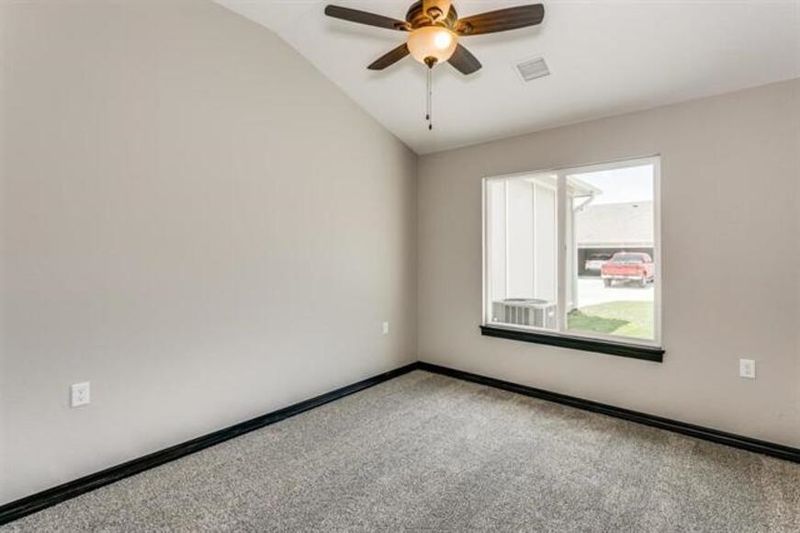 2418 E Madison Ave Apt 1701, Derby, KS 67037