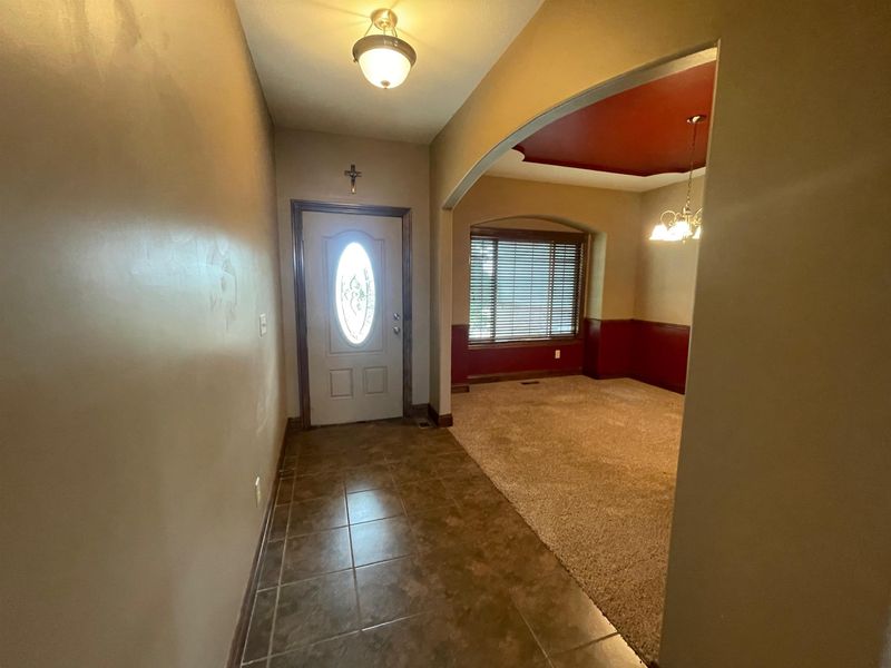 1406 S Arbor Meadows Pl, Derby, KS 67037