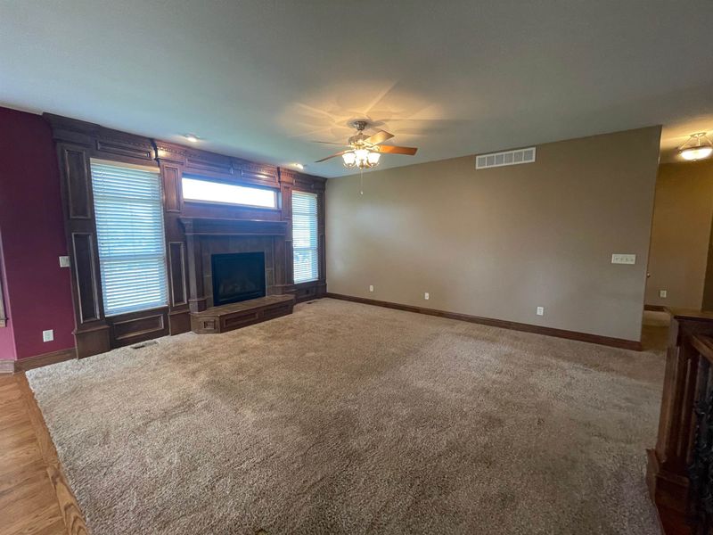 1406 S Arbor Meadows Pl, Derby, KS 67037