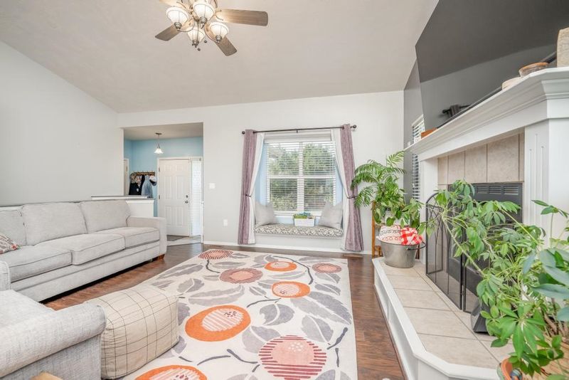 1422 W Browning, Andover, KS 67002