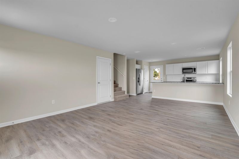 9206 E Creed St, Wichita, KS 67210