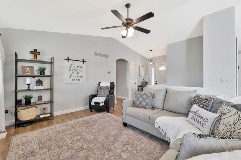 508 N Quail Rn, Cheney, KS 67025
