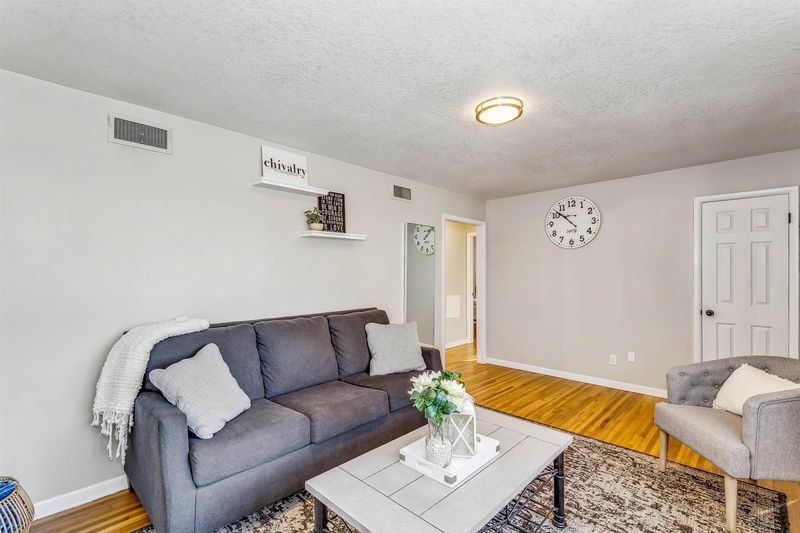 1824 E Evanston St, Park City, KS 67219