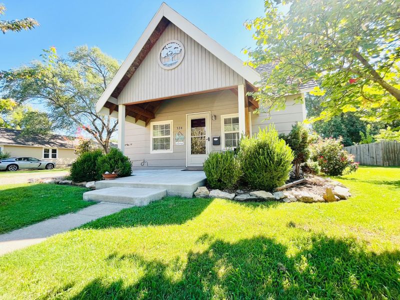 534 N Ash Ave, Valley Center, KS 67147