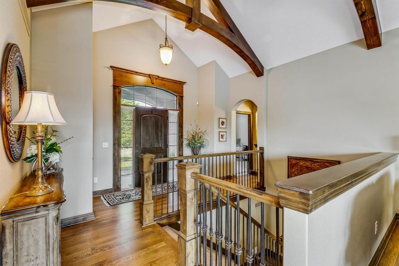 710 N Waterview Pl, Andover, KS 67002