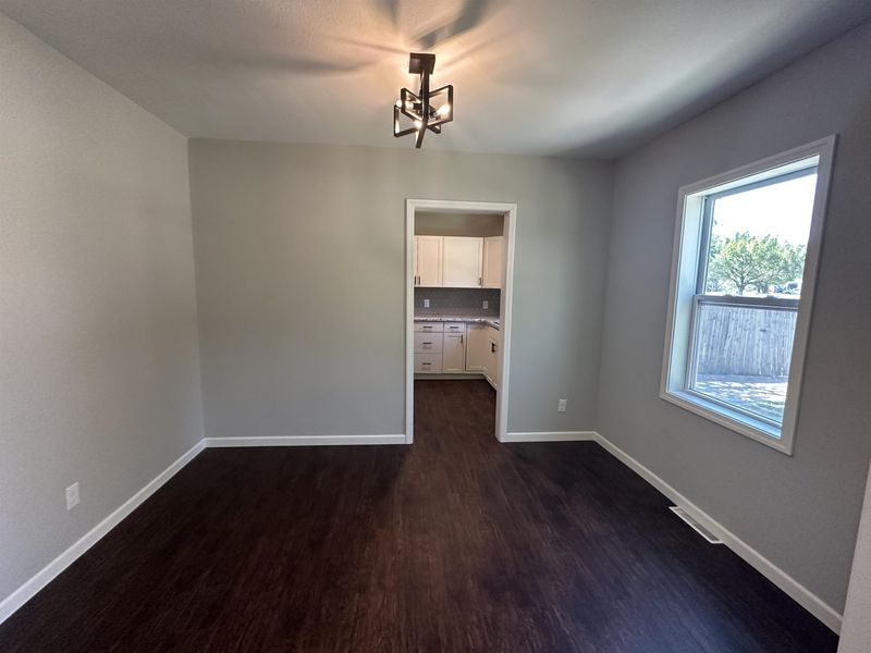 5511 E Pine St, Wichita, KS 67208