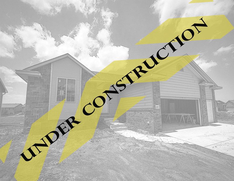 2568 New Spring Ct, Derby, KS 67037