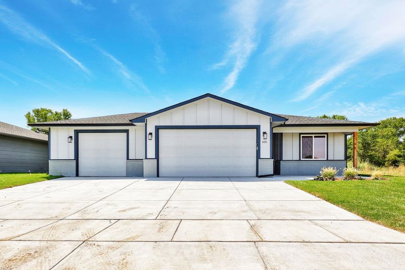 625 S Sweetwater, Maize, KS 67101