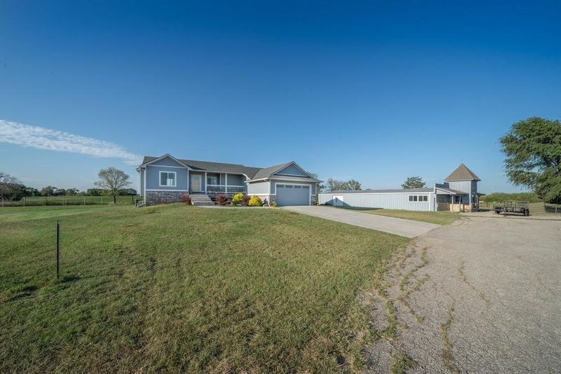10686 SW 210th, Douglass, KS 67039