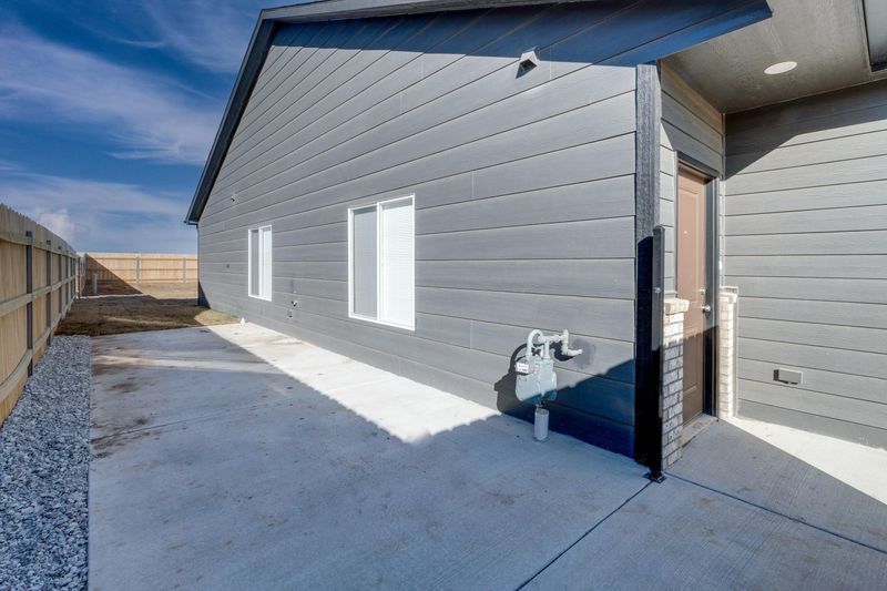13400-13402 W Haskell Ct, Wichita, KS 67235