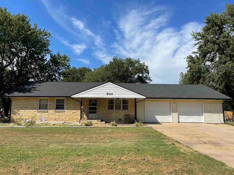 504 E Poplar Ave, Arkansas City, KS 67005