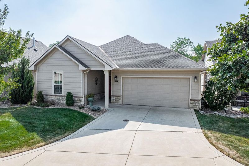 4819 N Prestwick Ave, Bel Aire, KS 67226