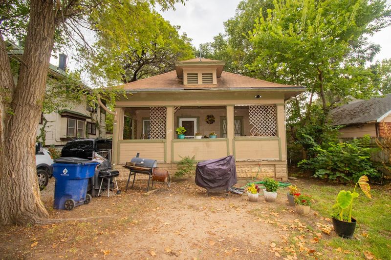 3251 E 12th St N, Wichita, KS 67208