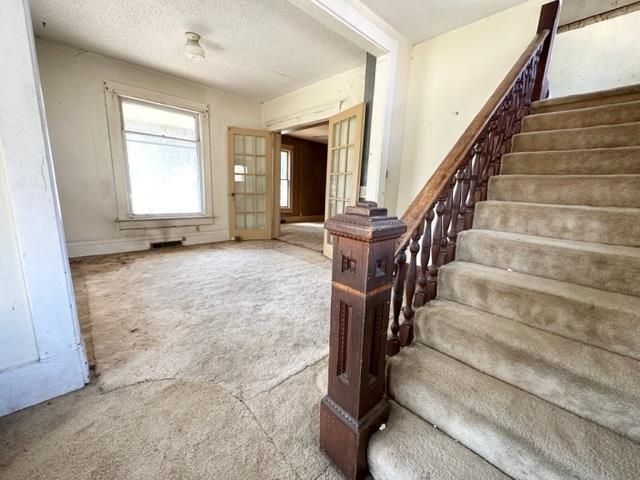 963 S Dodge, Wichita, KS 67213