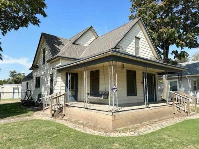 963 S Dodge, Wichita, KS 67213