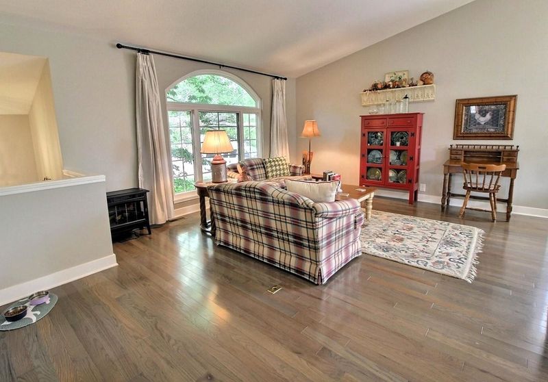 818 Plantation St, Maize, KS 67101