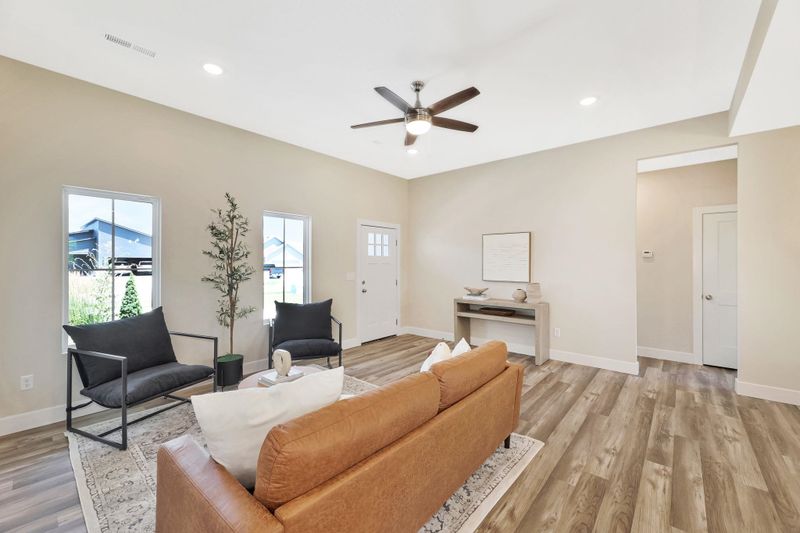 509 S Sweetwater, Maize, KS 67101