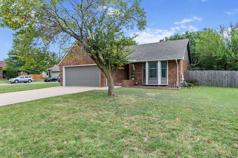 9459 E Skinner St, Wichita, KS 67207