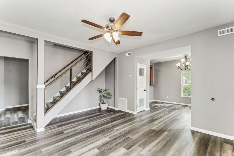 420 E 7th St, Newton, KS 67114