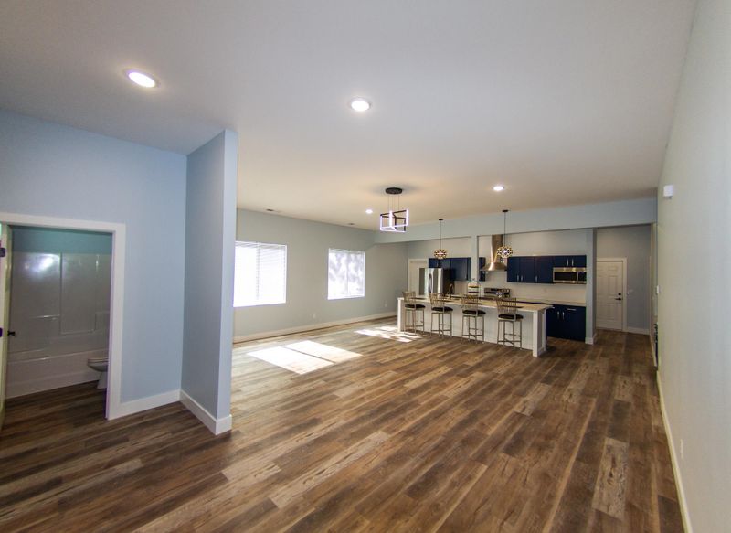 408 E 8th, Newton, KS 67114