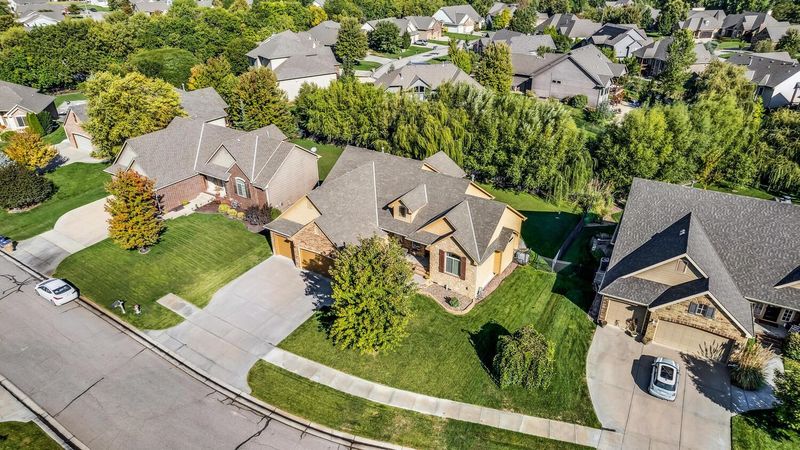 1016 E Rosemont Ct, Andover, KS 67002