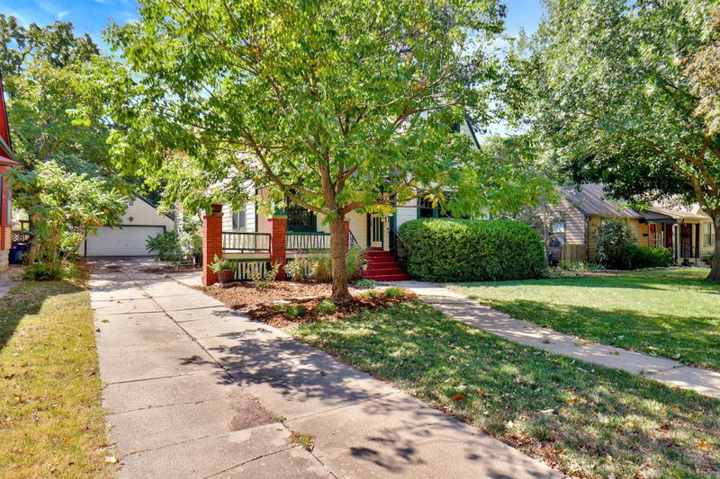 331 E 3rd St, Newton, KS 67114