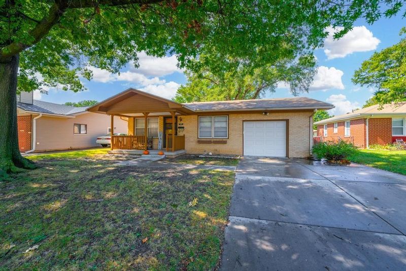 1937 N Kessler St, Wichita, KS 67203