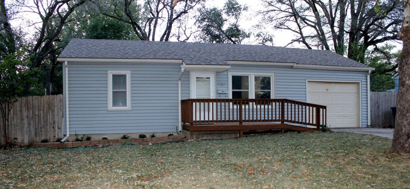 1217 N Starkey St, Augusta, KS 67010