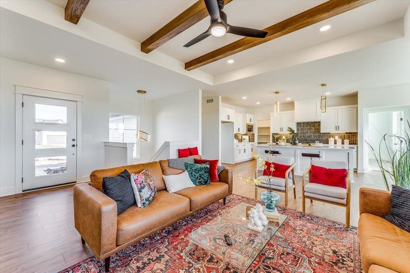 3323 Judith Ct, Wichita, KS 67205