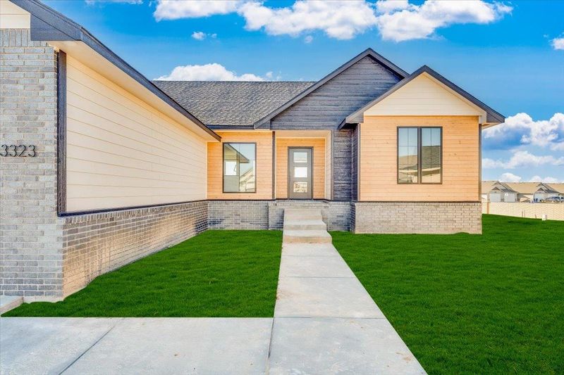 3323 Judith Ct, Wichita, KS 67205