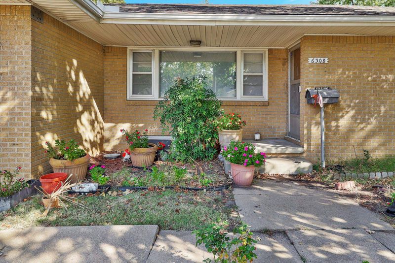 6308 E Orme, Wichita, KS 67218