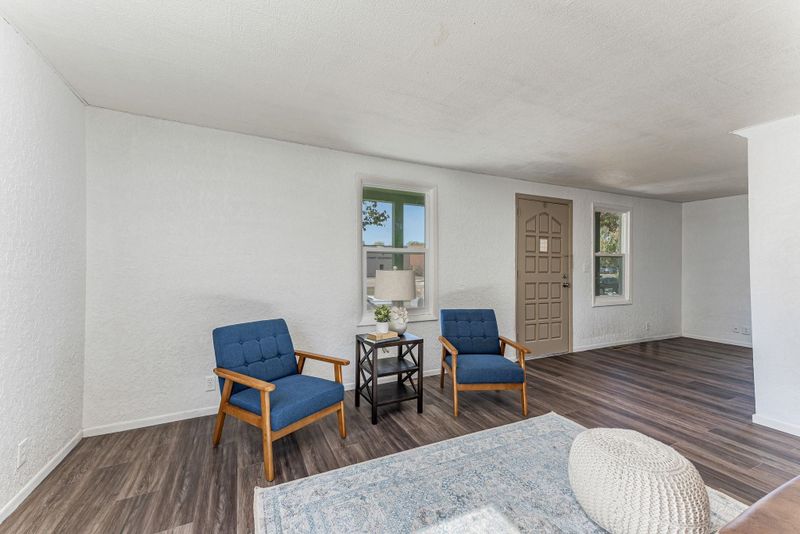 600 E Boyd, Newton, KS 67114