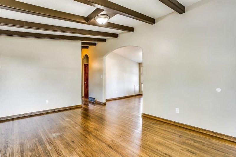 101 E Springdale, Derby, KS 67037