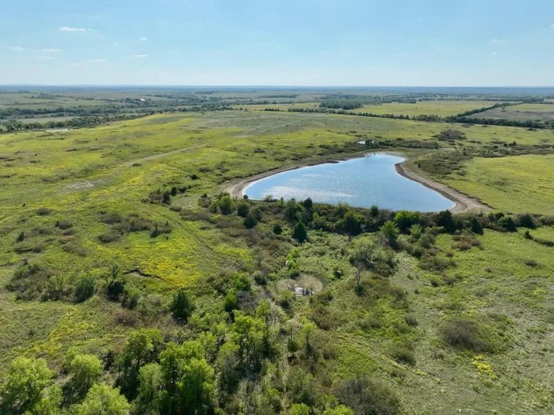000 10th St, Severy, KS 67137