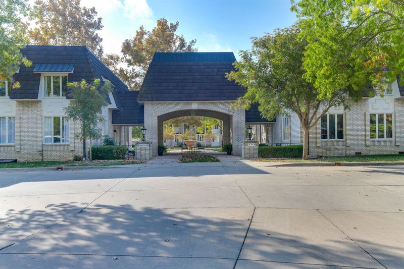 7077 E Central Ave #29, Wichita, KS 67206
