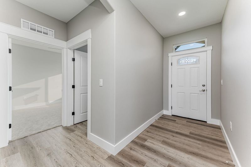 1209 E Park Glen Ct, Clearwater, KS 67026
