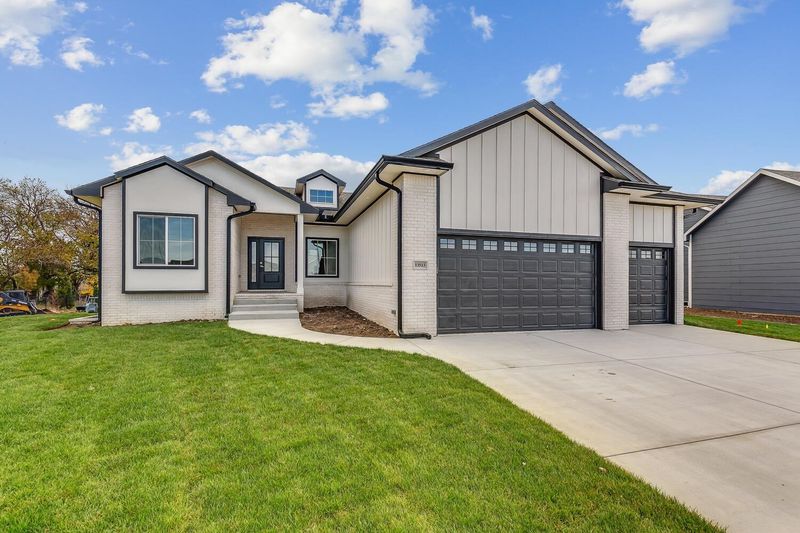 13513 E Rose St, Wichita, KS 67230