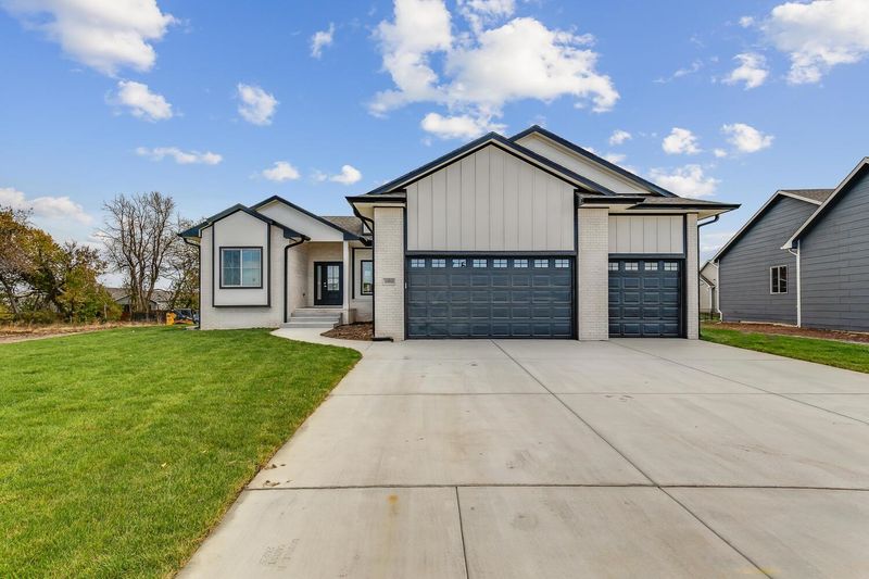 13513 E Rose St, Wichita, KS 67230