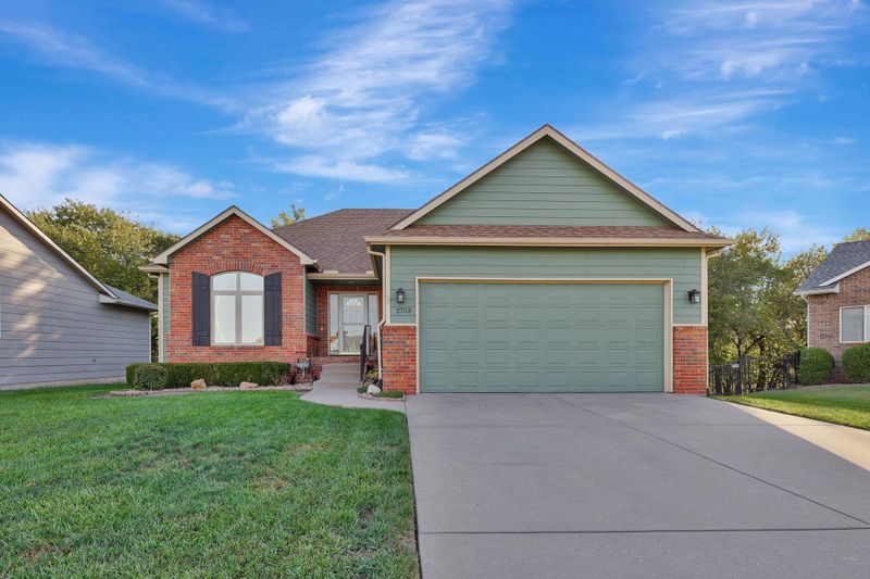 2753 E Old Spring Cir, Derby, KS 67037