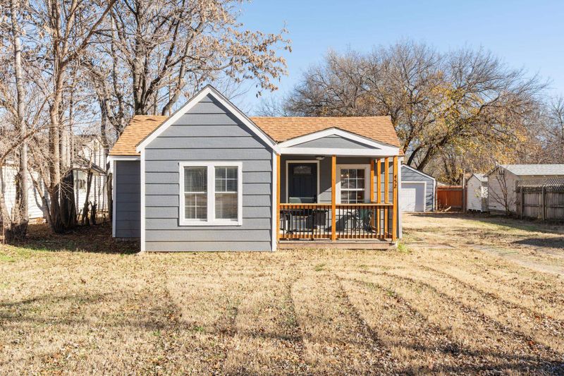 452 N Doris St, Wichita, KS 67212