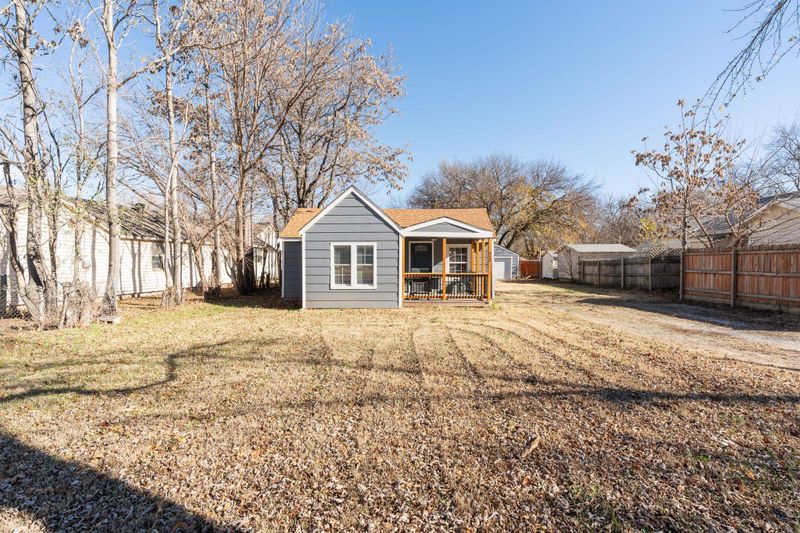 452 N Doris St, Wichita, KS 67212