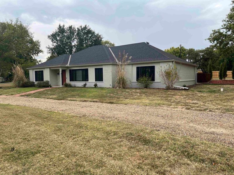 919 E Madapalla, Derby, KS 67037